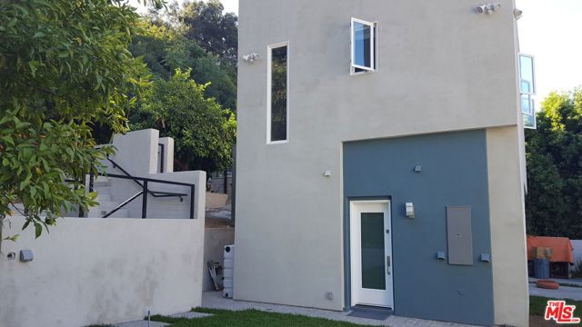 3833 Goodland Avenue, Studio City (los Angeles), CA 91604