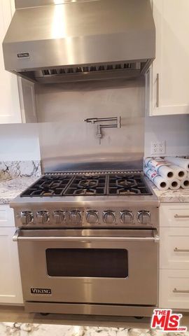 3833 Goodland Avenue, Studio City (los Angeles), CA 91604