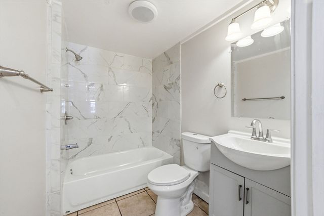 11 Brook St, Marlborough, MA 01752