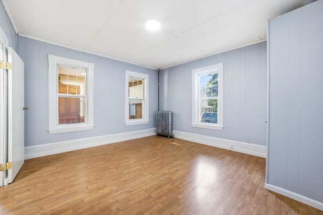 11 Brook St, Marlborough, MA 01752