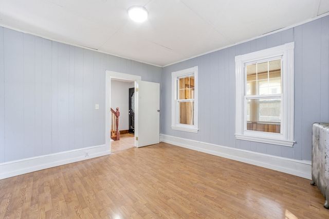 11 Brook St, Marlborough, MA 01752