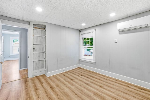 11 Brook St, Marlborough, MA 01752