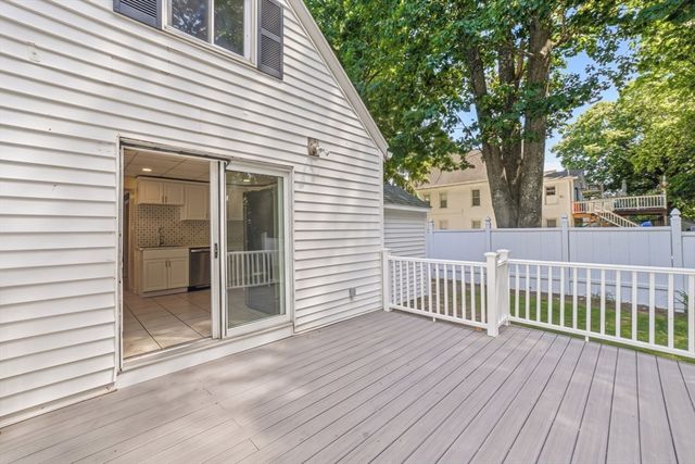 11 Brook St, Marlborough, MA 01752