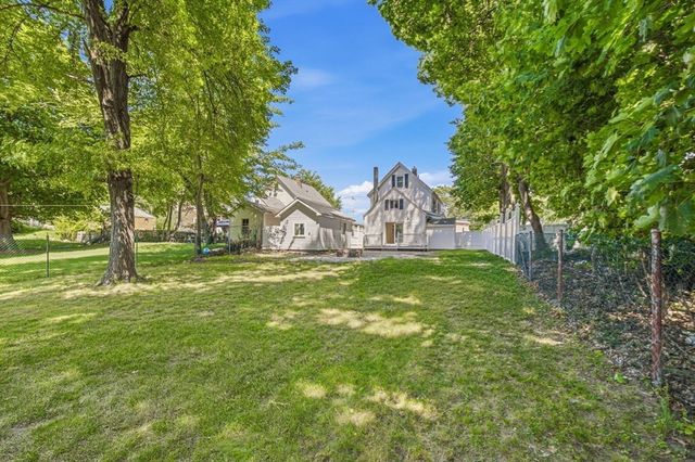 11 Brook St, Marlborough, MA 01752