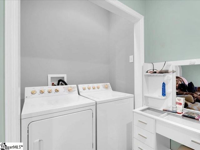 214 Deerwood Trail, Walhalla, SC 29691