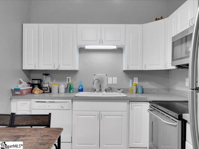 214 Deerwood Trail, Walhalla, SC 29691