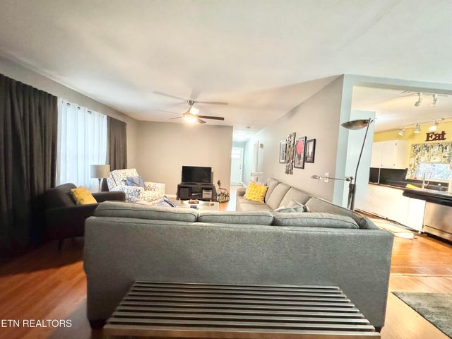 4208 Spar Drive, Knoxville, TN 37918