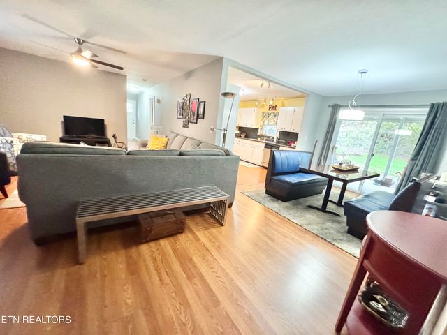 4208 Spar Drive, Knoxville, TN 37918