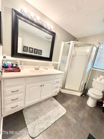 4208 Spar Drive, Knoxville, TN 37918