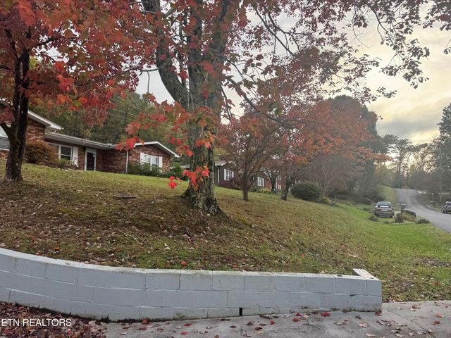 4208 Spar Drive, Knoxville, TN 37918