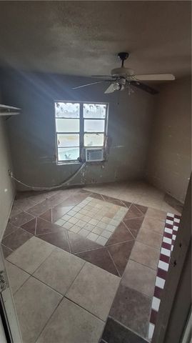 3001 Highland Ave, Corpus Christi, TX 78405