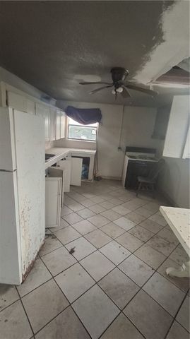 3001 Highland Ave, Corpus Christi, TX 78405