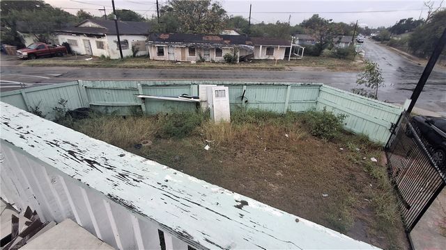 3001 Highland Ave, Corpus Christi, TX 78405