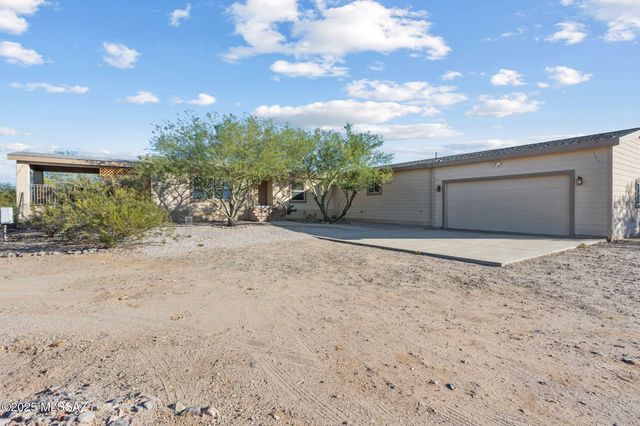 2151 W Desert Serenity Place, Vail, AZ 85641