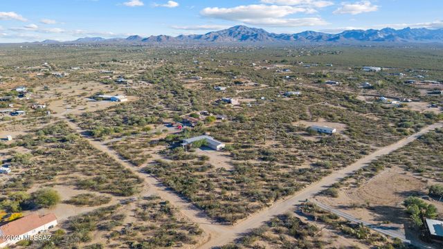 2151 W Desert Serenity Place, Vail, AZ 85641