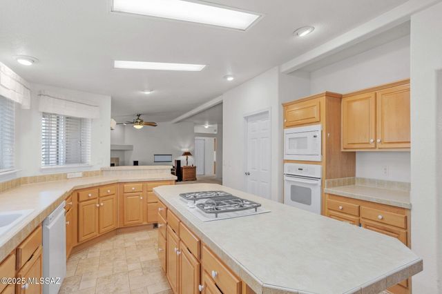 2151 W Desert Serenity Place, Vail, AZ 85641