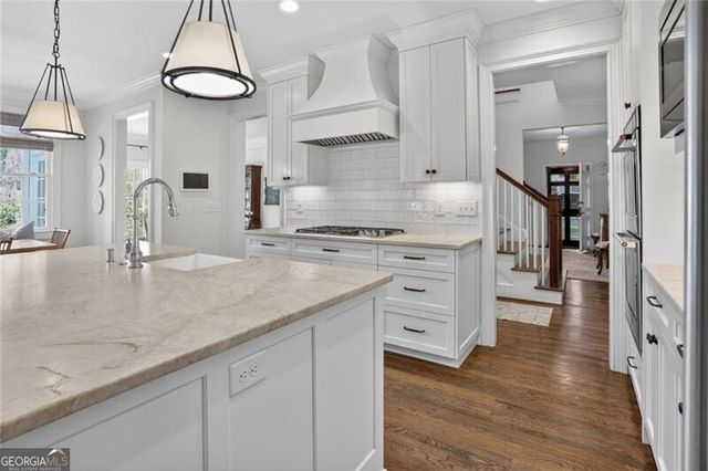 897 Glenbrook Drive NW, Atlanta, GA 30318