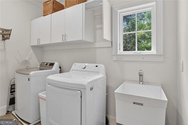 897 Glenbrook Drive NW, Atlanta, GA 30318