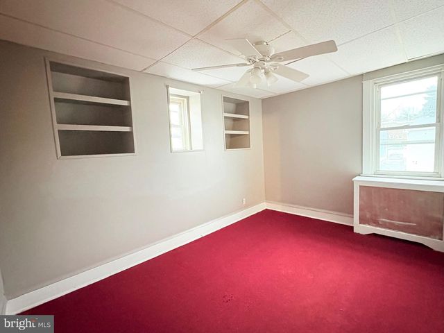 233 BARRINGTON RD, Upper Darby, PA 19082