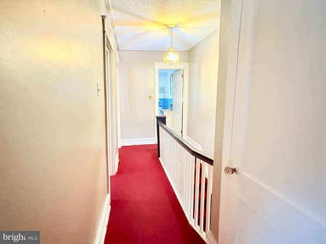 233 BARRINGTON RD, Upper Darby, PA 19082