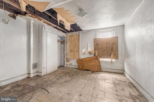 842 ELM ST, Camden, NJ 08102