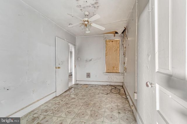 842 ELM ST, Camden, NJ 08102