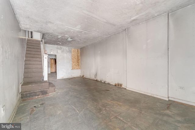 842 ELM ST, Camden, NJ 08102