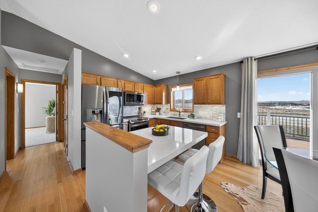 5315 Castleview Drive NW, Rochester, MN 55901