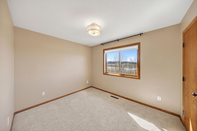 5315 Castleview Drive NW, Rochester, MN 55901