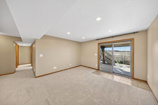 5315 Castleview Drive NW, Rochester, MN 55901