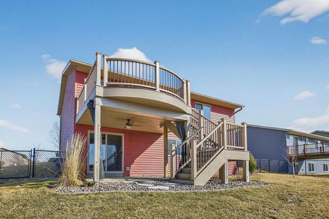 5315 Castleview Drive NW, Rochester, MN 55901