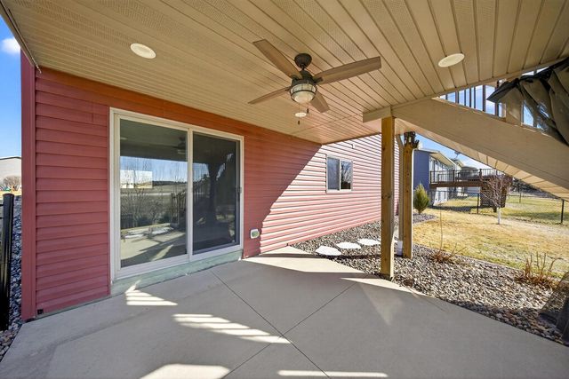 5315 Castleview Drive NW, Rochester, MN 55901