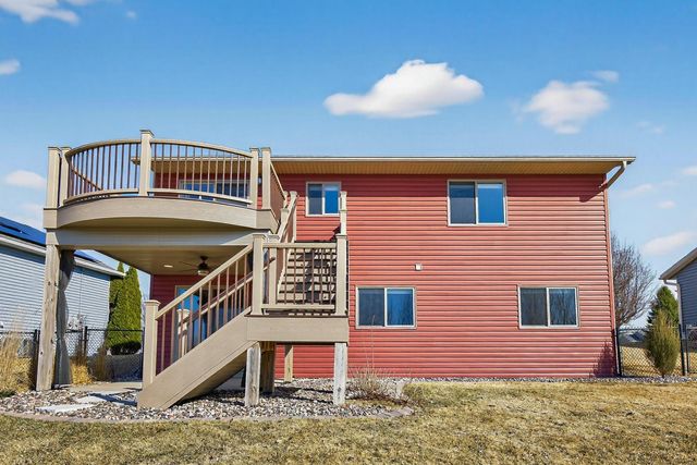 5315 Castleview Drive NW, Rochester, MN 55901