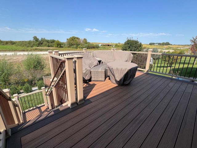 5315 Castleview Drive NW, Rochester, MN 55901