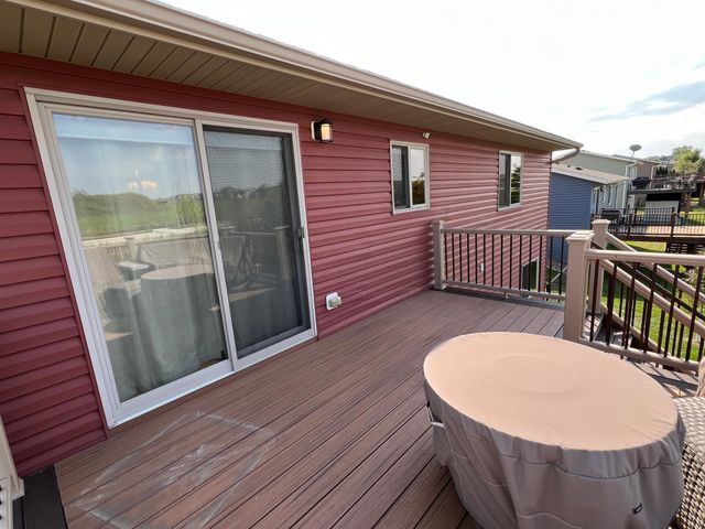 5315 Castleview Drive NW, Rochester, MN 55901