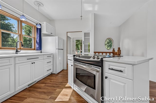 8090 E Lake Road, Twin Lake, MI 49457