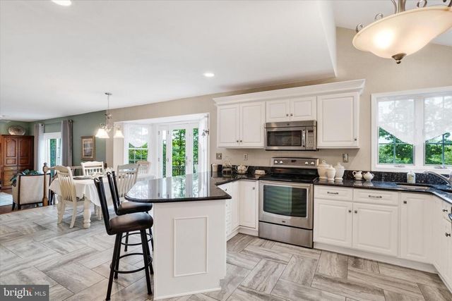 13228 FRANK RD, New Freedom, PA 17349