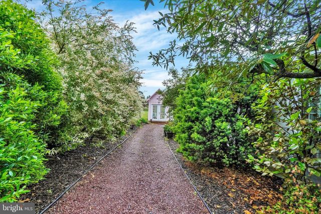 13228 FRANK RD, New Freedom, PA 17349