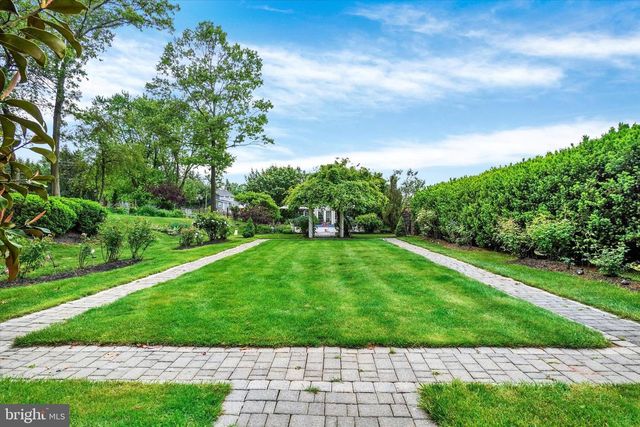 13228 FRANK RD, New Freedom, PA 17349