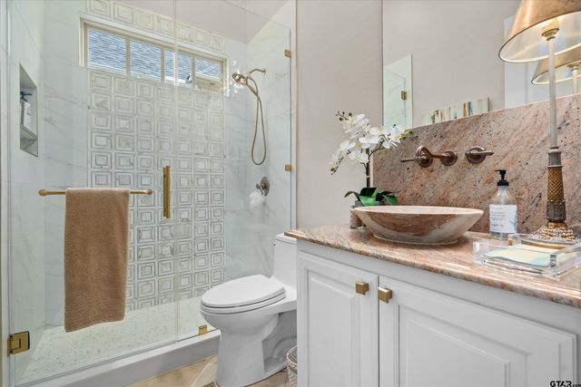 4306 Cascades Boulevard, Tyler, TX 75709