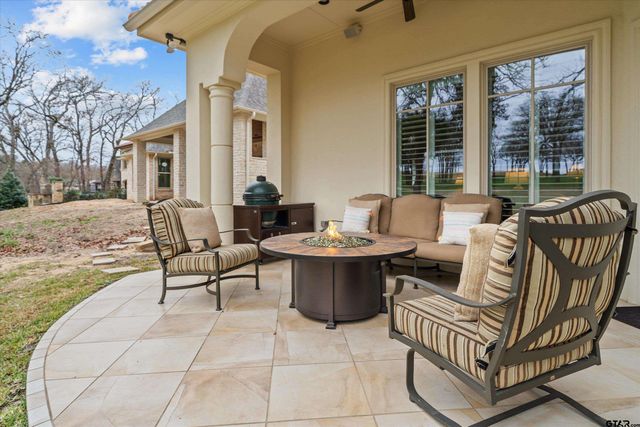 4306 Cascades Boulevard, Tyler, TX 75709