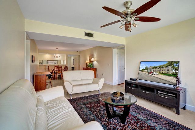 6037 Balboa Circle 101, Boca Raton, FL 33433