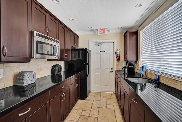 6037 Balboa Circle 101, Boca Raton, FL 33433