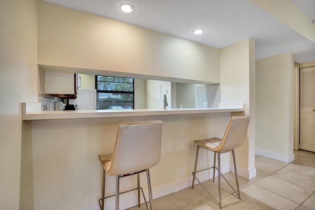 6037 Balboa Circle 101, Boca Raton, FL 33433