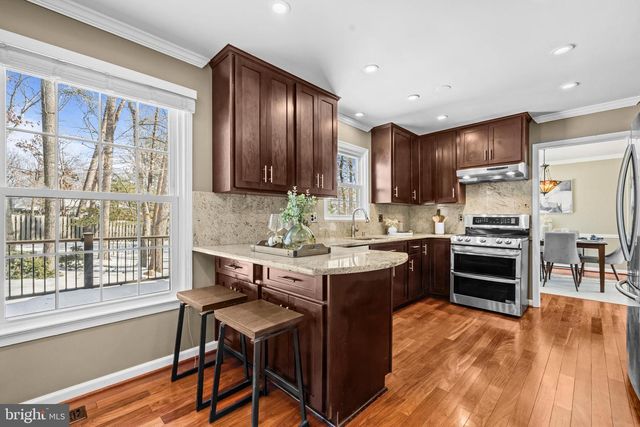 8309 MAGIC LEAF RD, Springfield, VA 22153