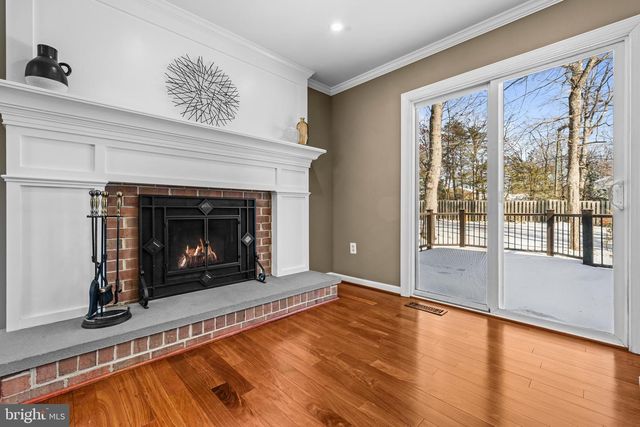 8309 MAGIC LEAF RD, Springfield, VA 22153