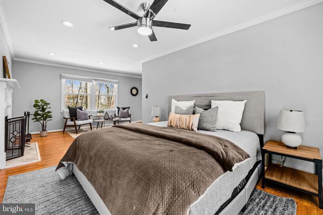 8309 MAGIC LEAF RD, Springfield, VA 22153