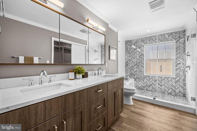 8309 MAGIC LEAF RD, Springfield, VA 22153