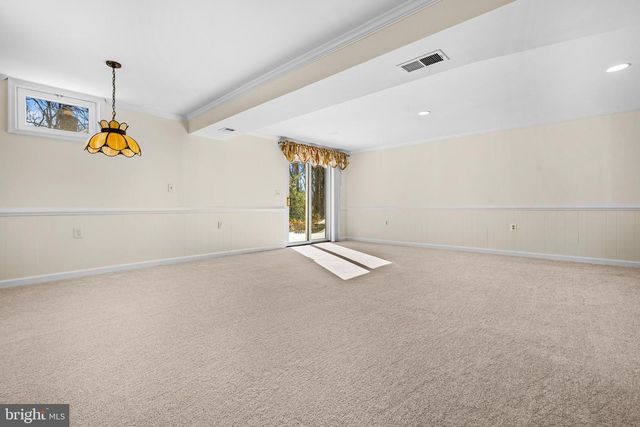 8309 MAGIC LEAF RD, Springfield, VA 22153