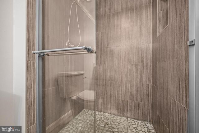 8309 MAGIC LEAF RD, Springfield, VA 22153